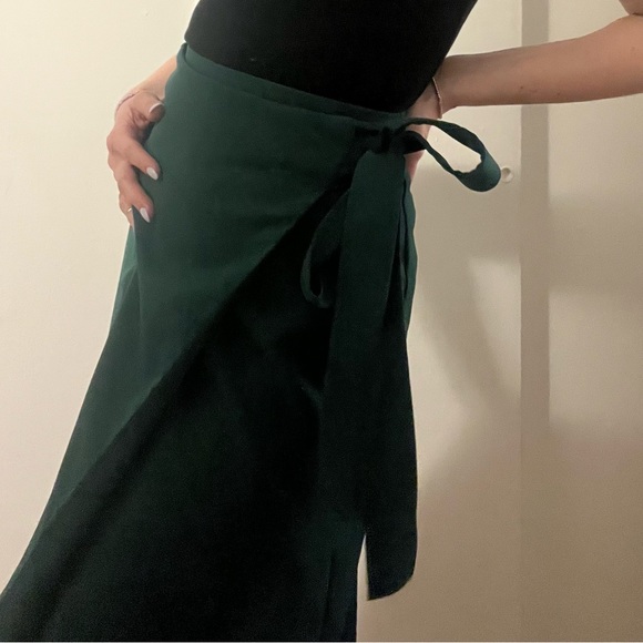 ASOS Green Wrap Skirt - Picture 3 of 7